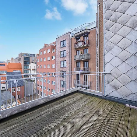 아파트 Duplex Near The Sea